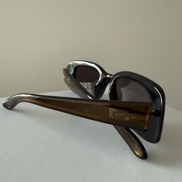 Brown Rectangular Sunglasses - Picture 2 of 5